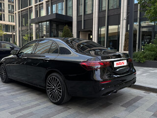 2021 Mercedes-Benz E-Класс 200 V (W213, S213, C238) Рестайлинг, чёрный, 4300000 рублей, вид 4