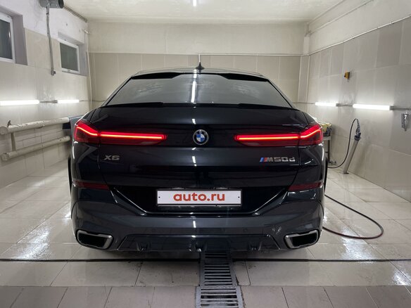 2020 BMW X6 M50d III (G06), чёрный - вид 3