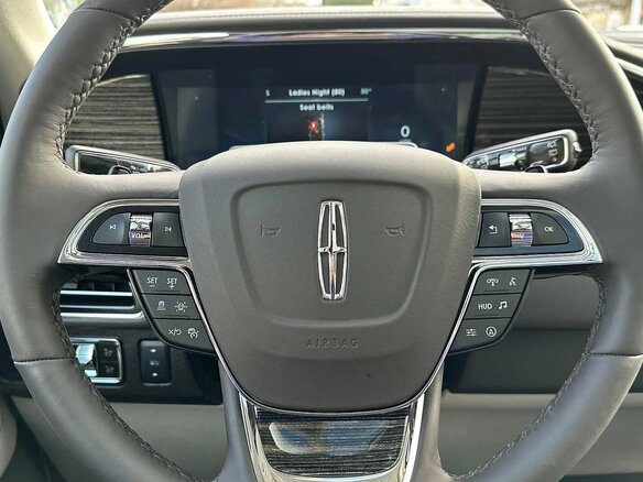 2024 Lincoln Navigator L IV, чёрный, 18853996 рублей - вид 16