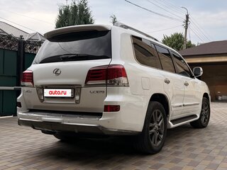 2014 Lexus LX 570 III Рестайлинг, белый, 4500000 рублей, вид 4