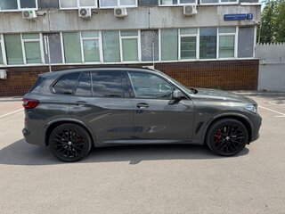 2022 BMW X5 40d IV (G05/G18), серый, 7100000 рублей, вид 4