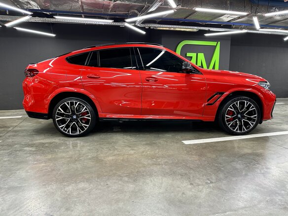 2021 BMW X6 M Competition III (F96), красный, 13000000 рублей - вид 14