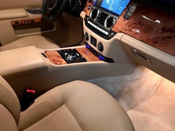 2012 Rolls-Royce Ghost I (Series I), белый, 13000000 рублей - вид 11