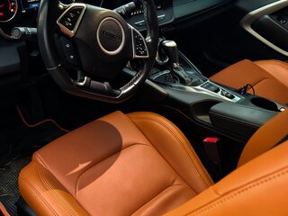 2021 Chevrolet Camaro VI Рестайлинг, серый, 2750000 рублей, вид 5