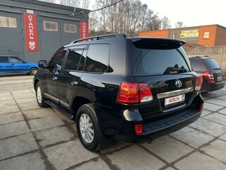 2012 Toyota Land Cruiser 200 Series Рестайлинг 1, чёрный, 3700000 рублей, вид 5