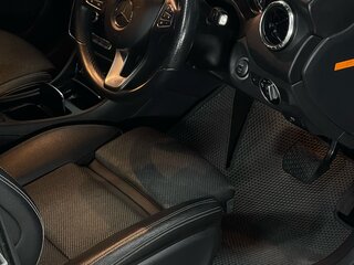 2017 Mercedes-Benz CLA 180 I (C117, X117) Рестайлинг, серый, 2000000 рублей, вид 3