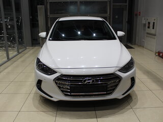 2016 Hyundai Elantra VI (AD), белый, 1350000 рублей, вид 2