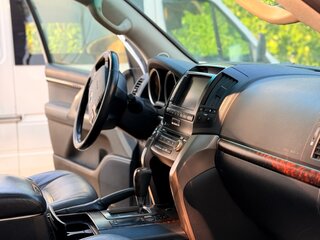 2010 Toyota Land Cruiser 200 Series, серебристый, 3500000 рублей, вид 5