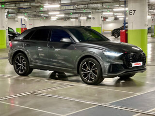 2018 Audi Q8 55 TFSI I (4M), чёрный, 5800000 рублей, вид 2