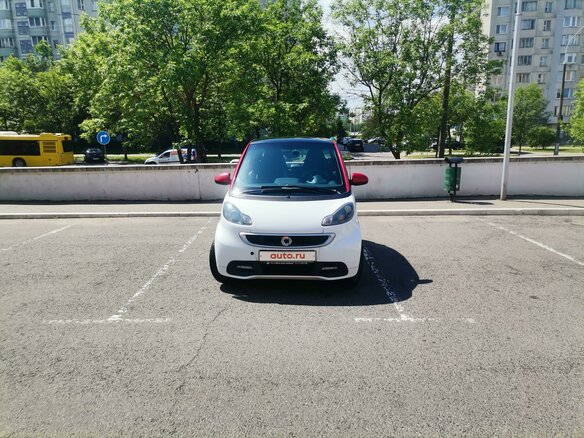 2014 Smart Fortwo II, белый, 720000 рублей