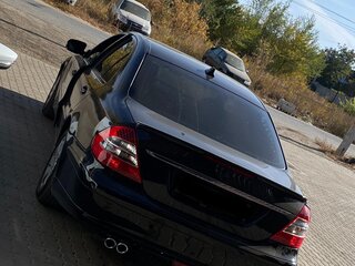 2008 Mercedes-Benz E-Класс 200 III (W211, S211) Рестайлинг, чёрный, 950000 рублей, вид 2