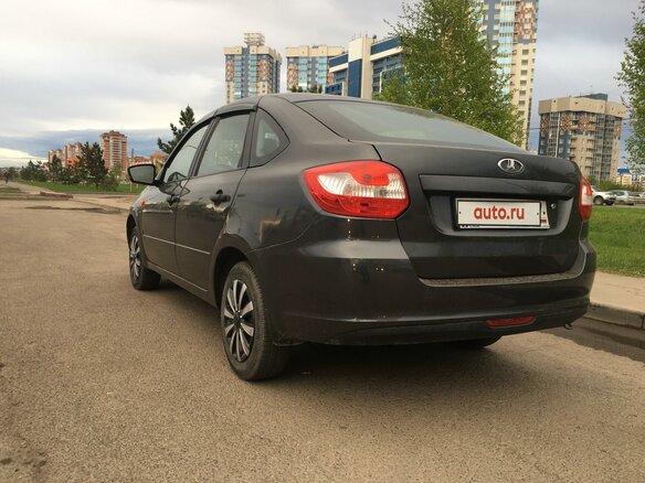 2016 Lada (ВАЗ) Granta I, серый, 400000 рублей - вид 9