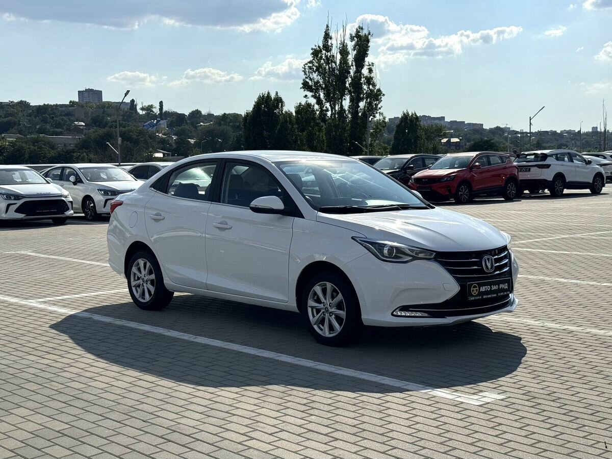 Открыть фотографии: Changan Alsvin