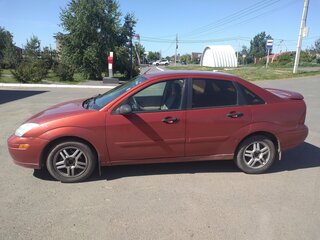 2000 Ford Focus I (North America), красный, 255000 рублей, вид 4