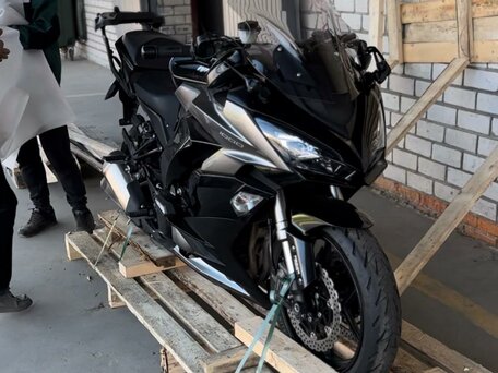 2017 Kawasaki Z 1000SX, чёрный, 990000 рублей, вид 4