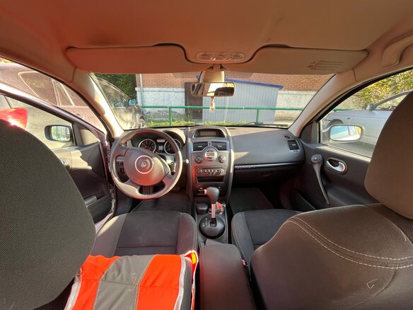 2008 Renault Megane II Рестайлинг, серебристый, 590000 рублей - вид 5