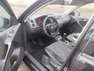 2008 Volkswagen Tiguan I, чёрный, 950000 рублей, вид 5