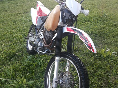 2000 Honda XR 400, белый, 370000 рублей, вид 2