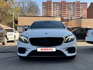 2017 Mercedes-Benz E-Класс 300 V (W213, S213, C238), белый, 2850000 рублей, вид 1