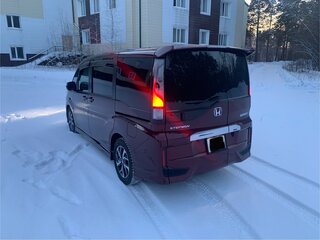 2018 Honda Stepwgn Spada V Рестайлинг, красный, 3200000 рублей, вид 5