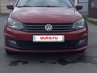 2016 Volkswagen Polo V Рестайлинг, красный, 849000 рублей, вид 2