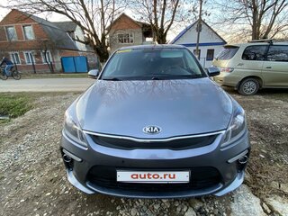 2018 Kia Rio IV, серый, 1550000 рублей, вид 3