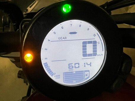 2021 Yamaha XSR700, пурпурный, 800000 рублей, вид 4