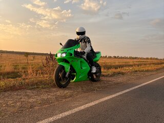 Kawasaki ZXR 750