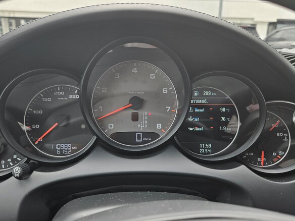 2012 Porsche Cayenne S II (958), чёрный, 3500000 рублей - вид 6