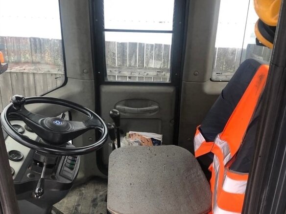 2013 XCMG LW330, 2500000 рублей - вид 3