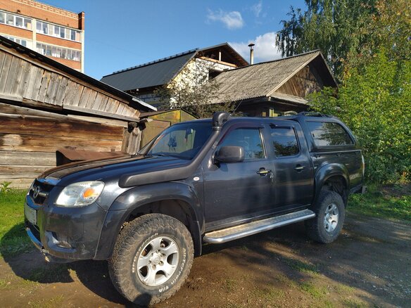 2011 Mazda BT-50 MZR-CD I Рестайлинг, чёрный, 1500000 рублей