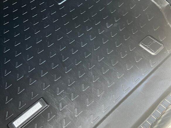 2019 Lexus LX 450d III Рестайлинг 2, белый, 8585585 рублей - вид 13