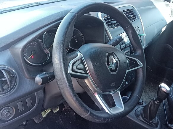 2020 Renault Sandero Stepway II Рестайлинг, белый, 945000 рублей - вид 8