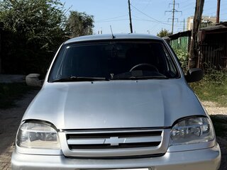 2005 Chevrolet Niva I, серебристый, 260000 рублей, вид 1