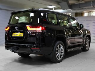 2022 Toyota Land Cruiser 300 Series, чёрный, 13000000 рублей, вид 2