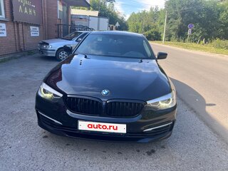 2018 BMW 5 серии 520d xDrive VII (G30/G31/G38), чёрный, 3200000 рублей, вид 2