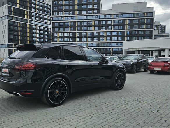 2012 Porsche Cayenne S II (958), чёрный, 3500000 рублей - вид 3