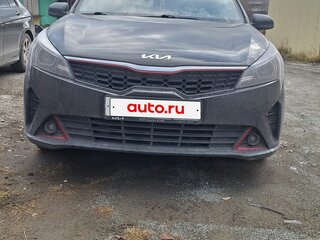 2021 Kia Rio IV Рестайлинг, чёрный, 1850000 рублей, вид 3