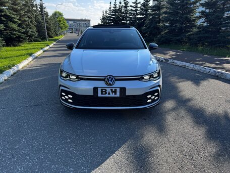 2022 Volkswagen Golf VIII, серый, 2190000 рублей, вид 5