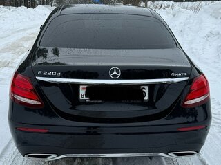 2018 Mercedes-Benz E-Класс 220 d V (W213, S213, C238), чёрный, 3200000 рублей, вид 4