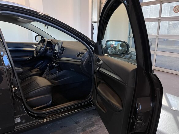 2024 Lada (ВАЗ) Vesta SW I Рестайлинг (NG), чёрный, 1295000 рублей - вид 22
