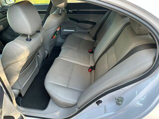 2009 Honda Civic Hybrid VIII, белый, 1200000 рублей, вид 5