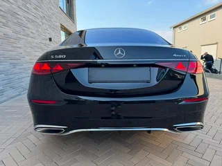 2026 Mercedes-Benz S-Класс 580 Long 4MATIC VII (W223) Рестайлинг, чёрный, 37250000 рублей, вид 3