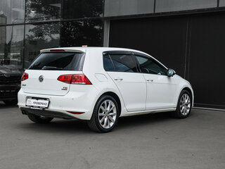 2013 Volkswagen Golf VII, белый, 1080000 рублей, вид 4