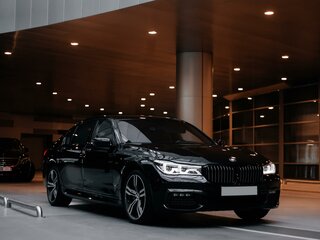 2015 BMW 7 серии Long 740Ld xDrive VI (G11/G12), чёрный, 5423999 рублей, вид 5