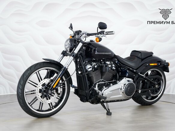 2017 Harley-Davidson Breakout, чёрный, 1599000 рублей - вид 2