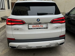 2019 BMW X5 40i IV (G05/G18), белый, 8300000 рублей, вид 2