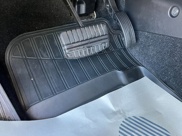 2013 Mitsubishi Outlander III, серый, 1700000 рублей - вид 18