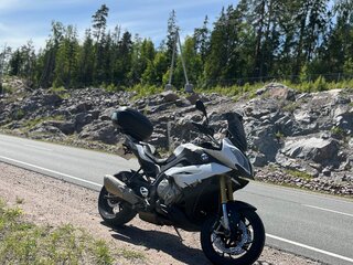 2015 BMW S 1000 XR, белый, 880000 рублей, вид 3