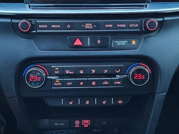 2019 Kia Ceed III, красный, 1300000 рублей - вид 13
